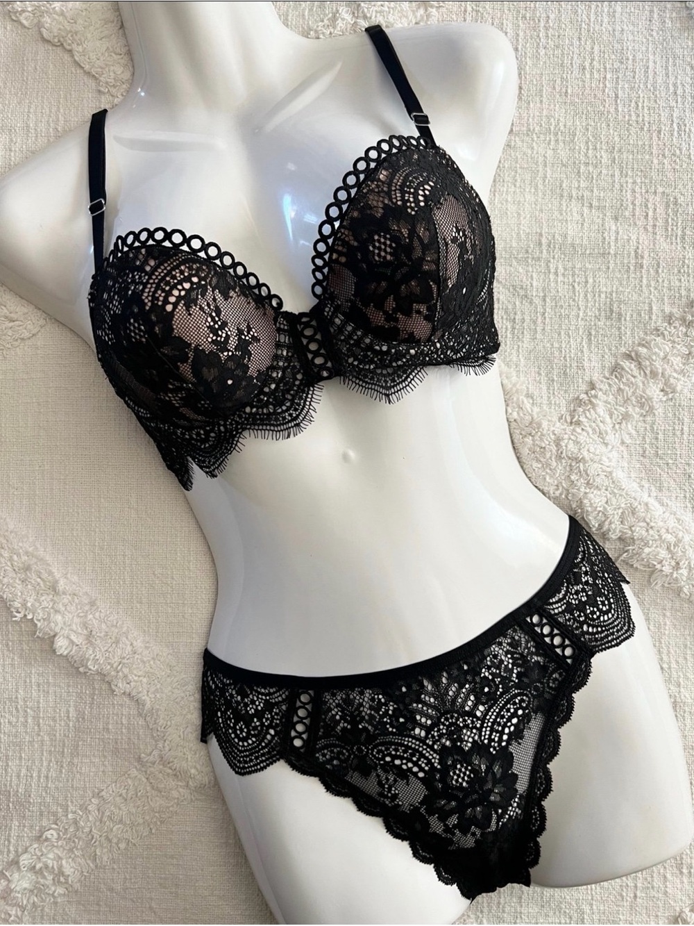 Victoria's Secret Black Lace Underwire Bra & Lace Bikini Panty Set